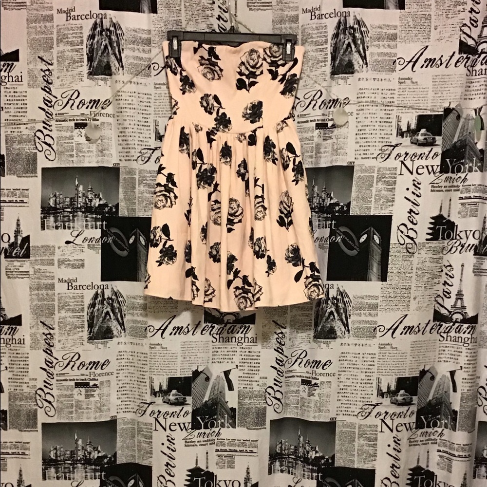 Strapless rose babypink dress